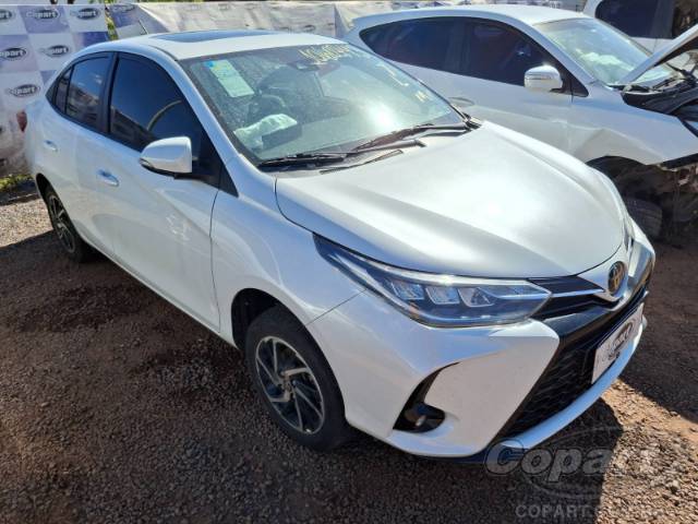 2025 TOYOTA YARIS SEDA 