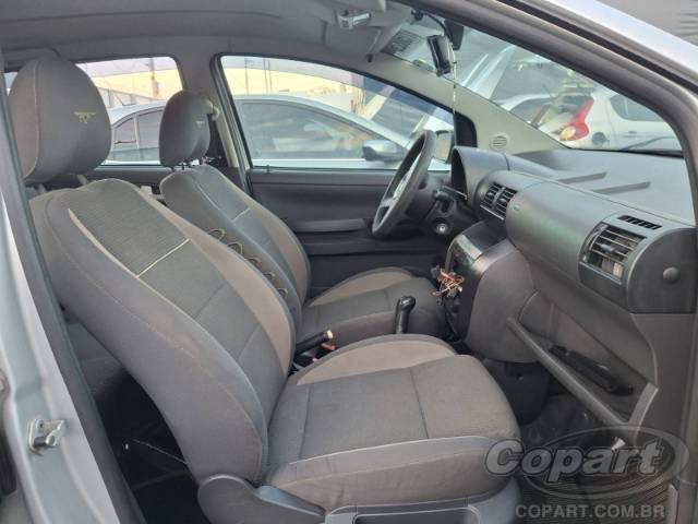 2009 VOLKSWAGEN FOX 