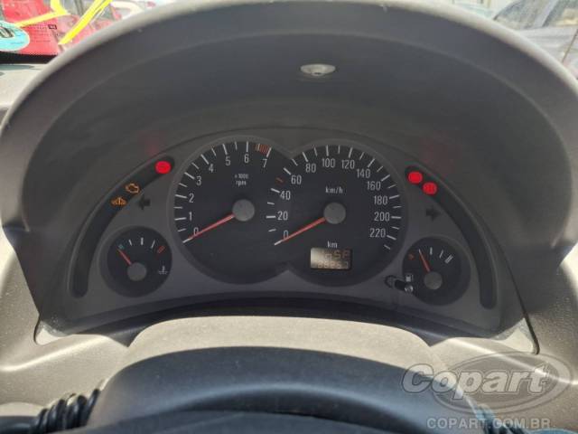 2004 CHEVROLET CORSA 