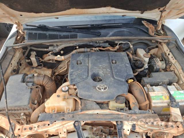 2019 TOYOTA HILUX CD 