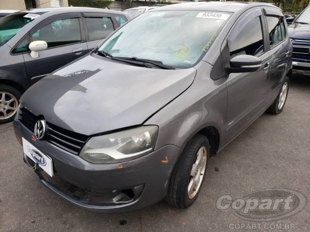 2014 VOLKSWAGEN FOX 