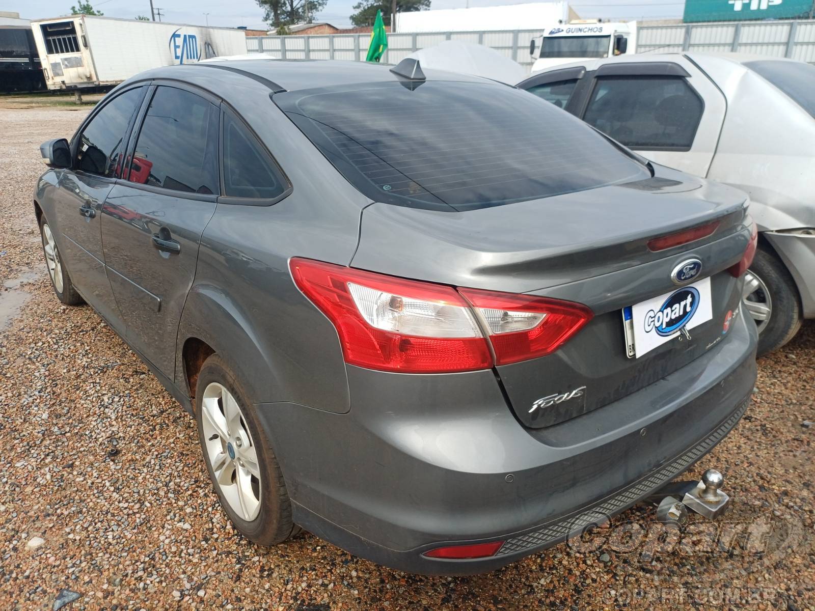 Foto 3: 2014 FORD FOCUS SEDAN