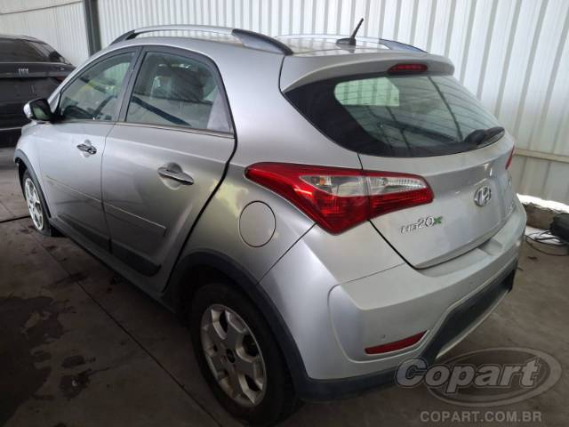 2015 HYUNDAI HB20 