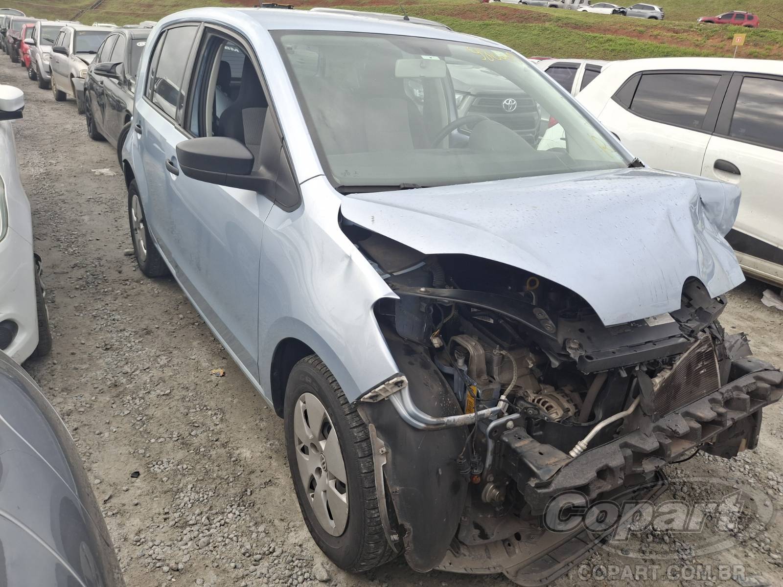 Veículo VW - VolksWagen Up Volkswagen Up Take 1.0 12V 2015 Colisão Média Monta 2015 em leilão