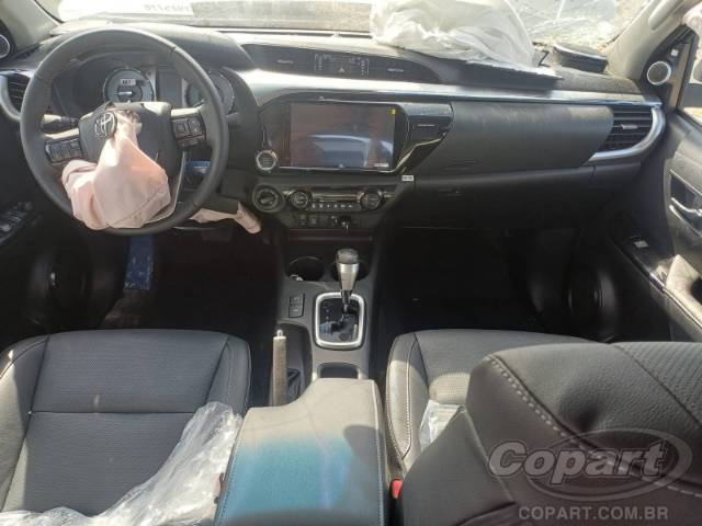 2024 TOYOTA HILUX CD 
