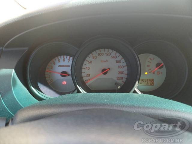 2014 NISSAN LIVINA 