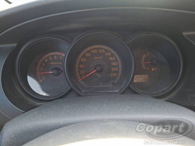 2010 NISSAN LIVINA 