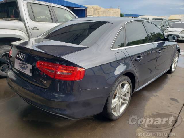 2016 AUDI A4 