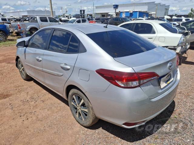 2022 TOYOTA YARIS SEDA 