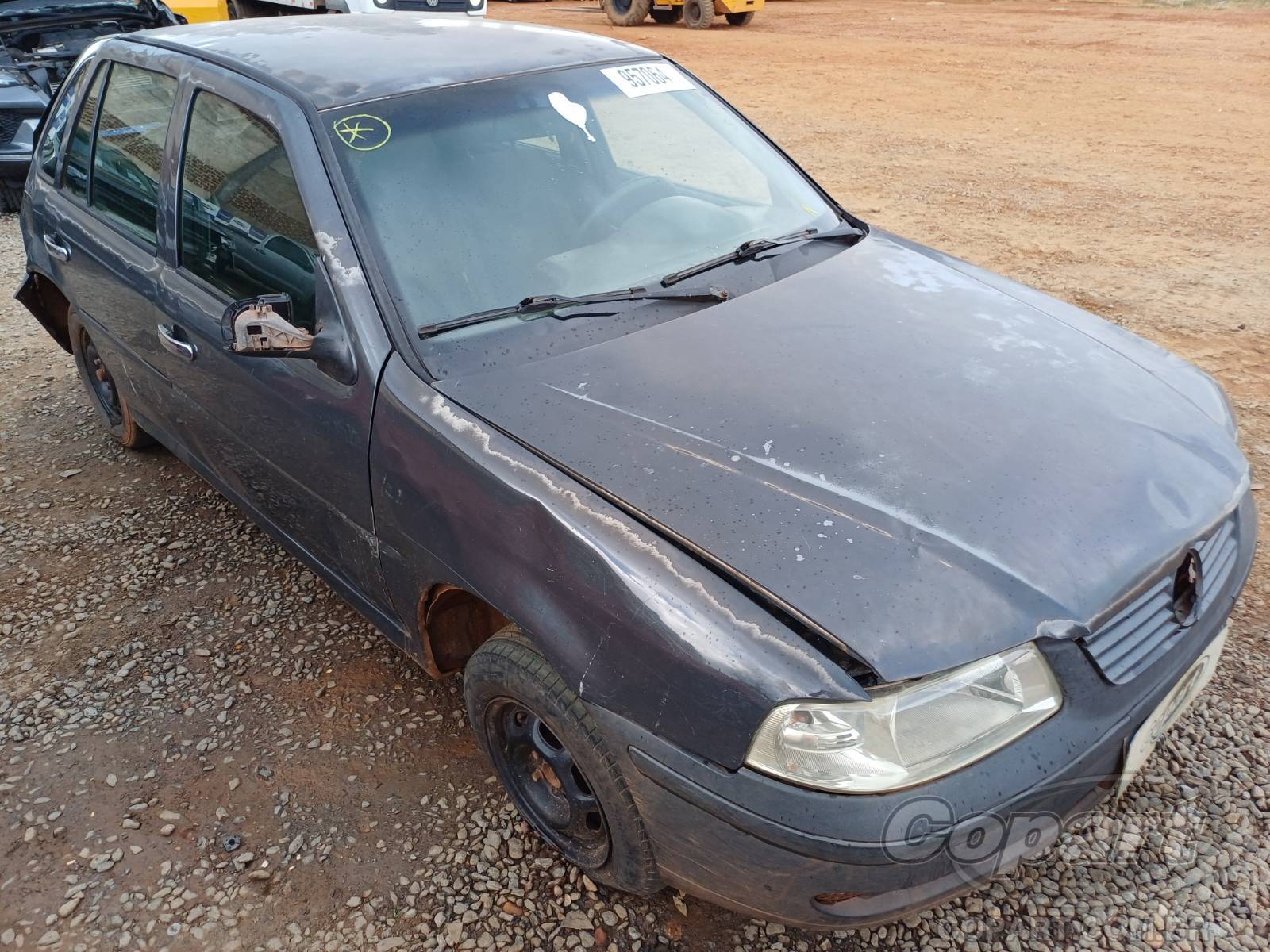 Volkswagen Gol City 1.0 2005 Médio Dano Traseiro
