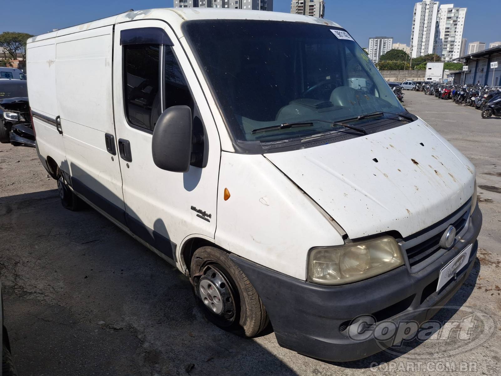 Fiat Ducato Furgão 2.3 MultiJet Economy 2011 Colisão Frontal