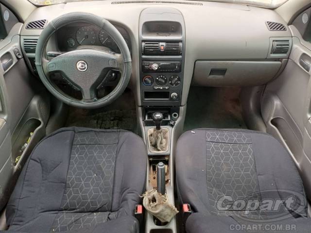 2002 CHEVROLET ASTRA SEDAN 