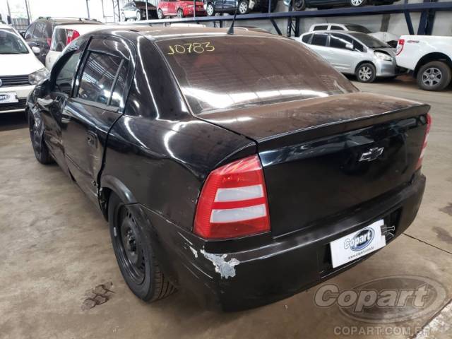 2004 CHEVROLET ASTRA SEDAN 