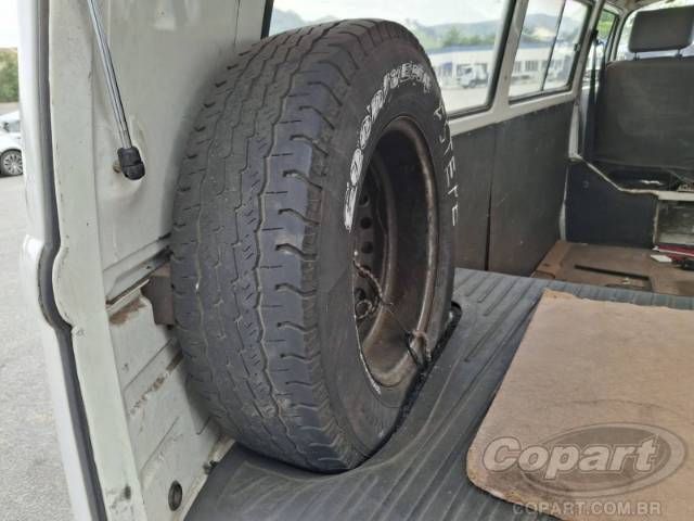 2011 VOLKSWAGEN KOMBI 
