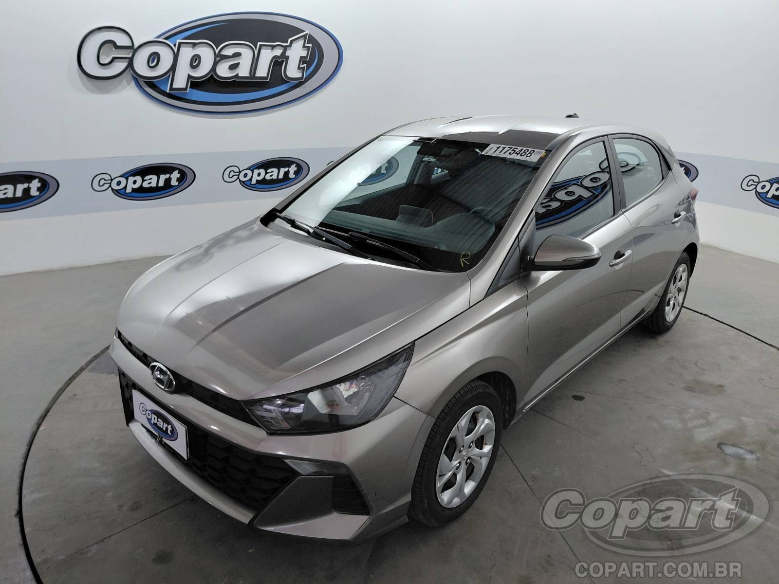 Foto 2: 2024 HYUNDAI HB20