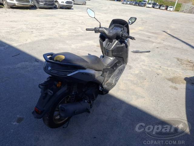 2025 YAMAHA NMAX 