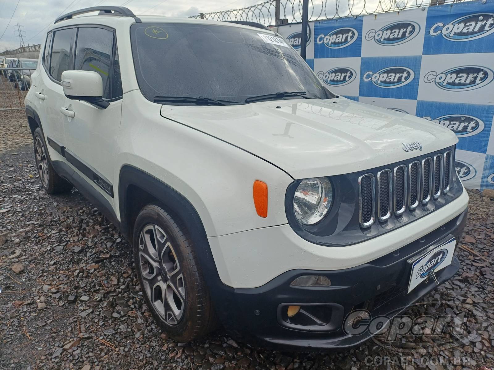 Veículo Fiat Renegade JEEP Renegade 1.8 Flex 2016 em leilão