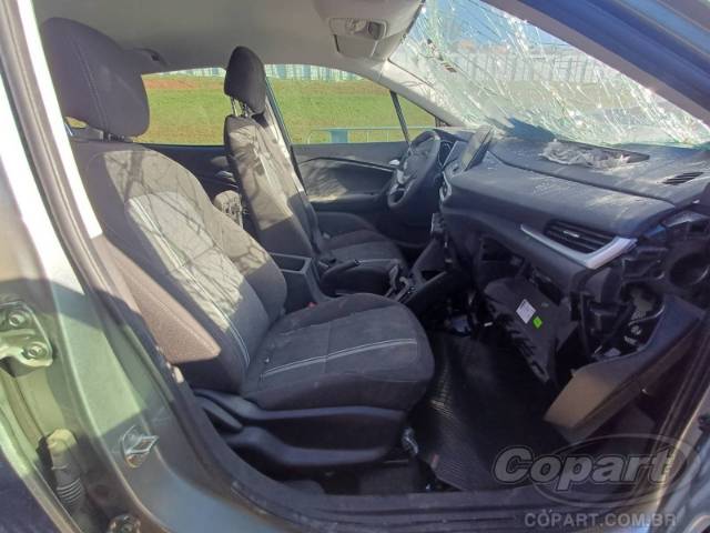 2025 CHEVROLET TRACKER 