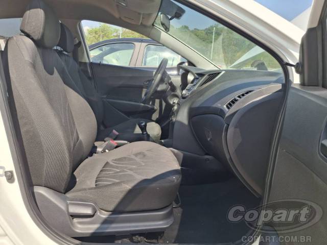 2014 HYUNDAI HB20 
