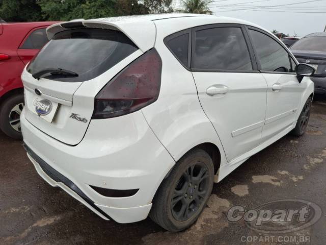 2015 FORD FIESTA 