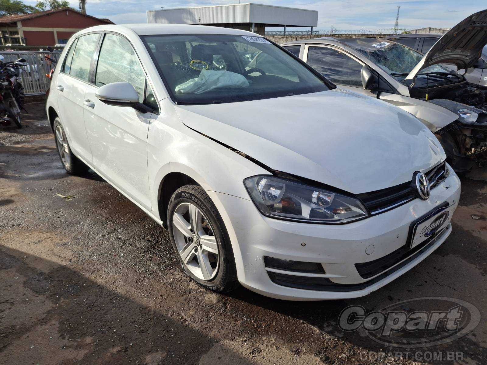 Veículo VW - VolksWagen Golf VOLKSWAGEN GOLF 2015 Comfortline 1.4 16V TSI Turbo 2015 em leilão