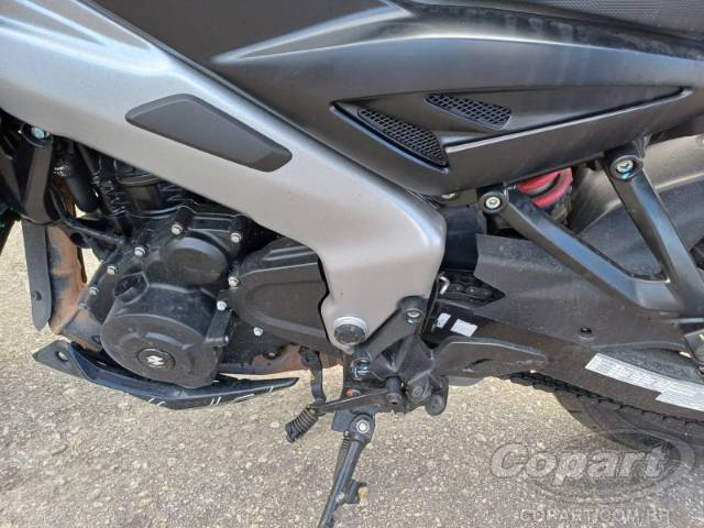 2026 BAJAJ DOMINAR 