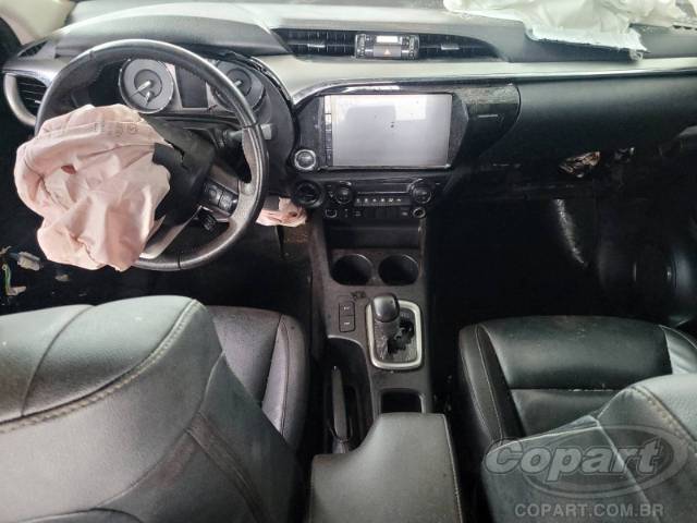 2024 TOYOTA HILUX CD 
