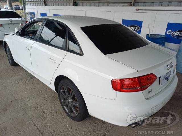 2011 AUDI A4 