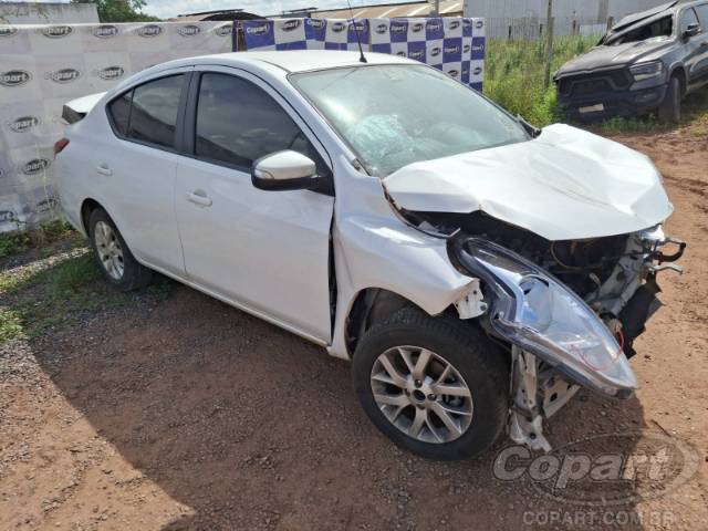 2020 NISSAN VERSA 