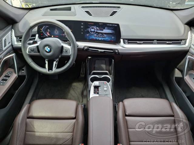 2025 BMW X1 