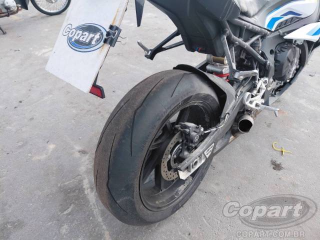 2025 BMW S 1000 