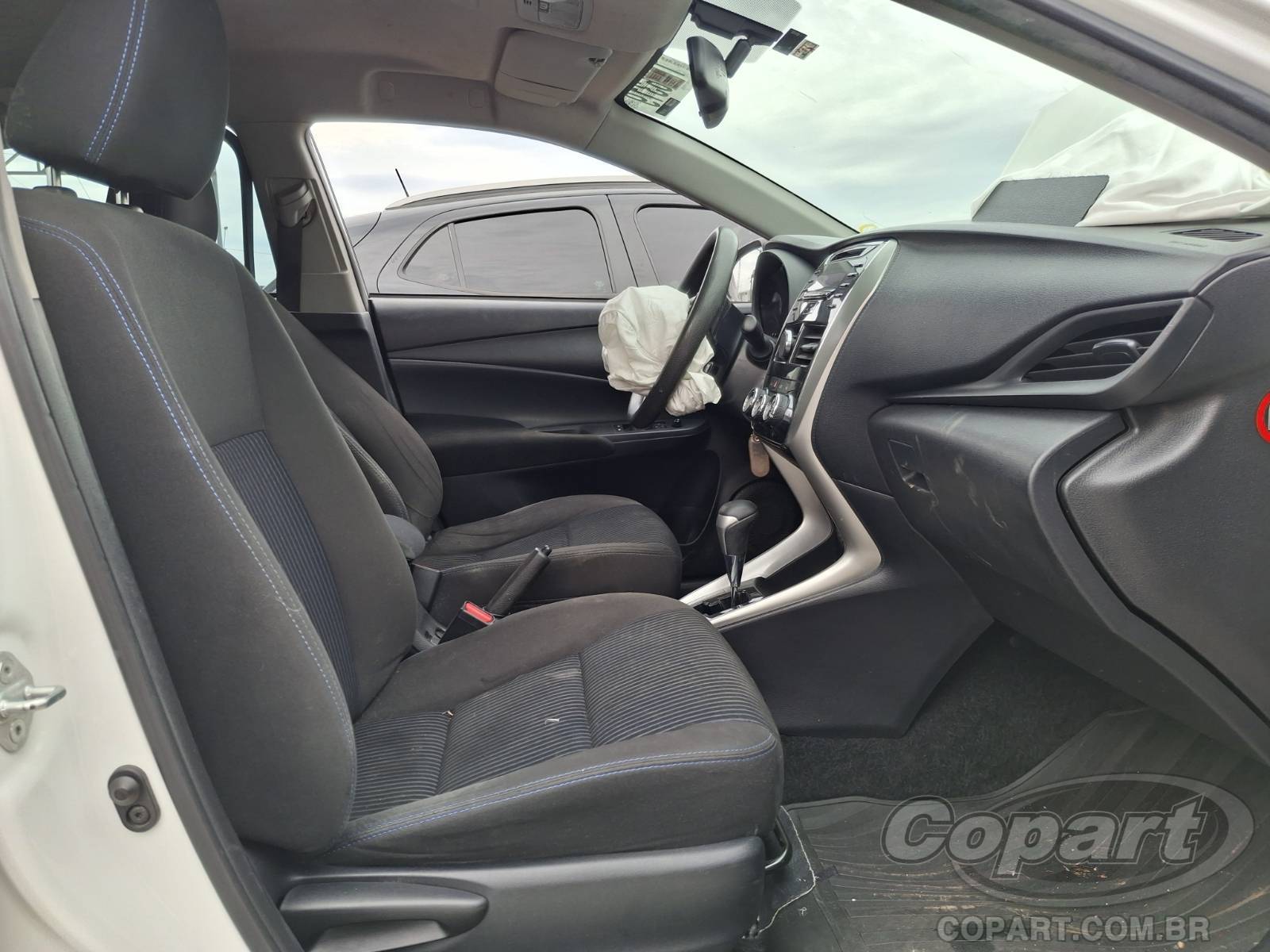 2019 TOYOTA YARIS SEDA — leilão em Curitiba/PR (foto 5)