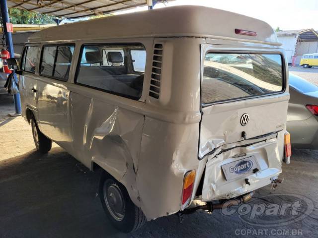 2013 VOLKSWAGEN KOMBI 