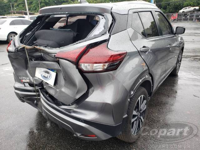 2023 NISSAN KICKS 