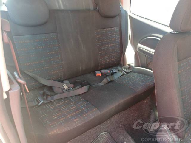 2013 FIAT UNO 