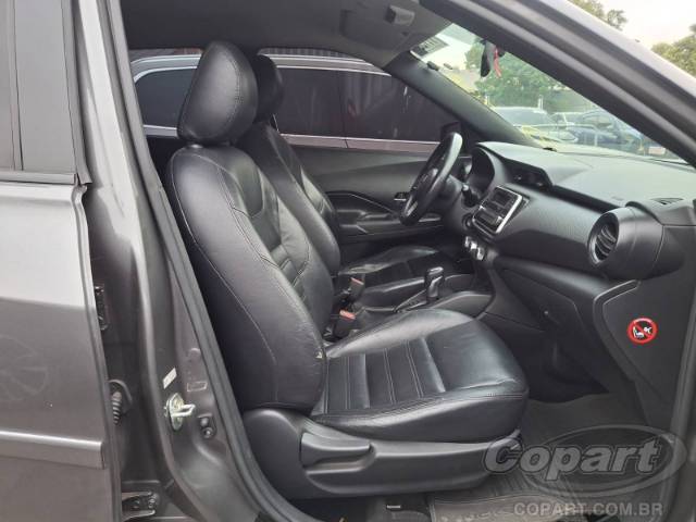 2019 NISSAN KICKS 