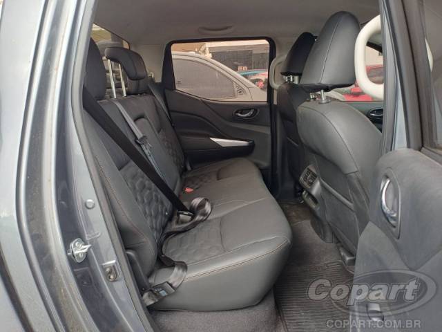 2025 NISSAN FRONTIER CD 