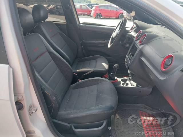 2012 VOLKSWAGEN GOL 