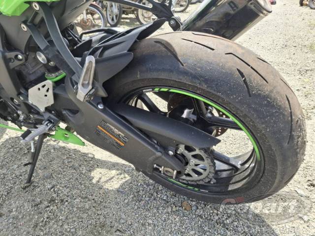2025 KAWASAKI NINJA ZX-6R 