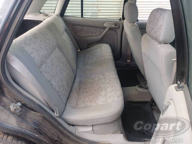 2001 VOLKSWAGEN GOL 
