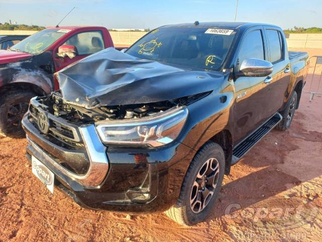 2025 TOYOTA HILUX CD 