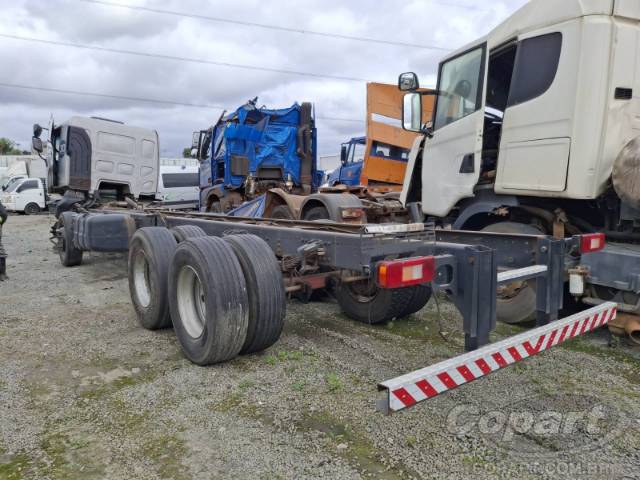 2024 VOLVO VM 