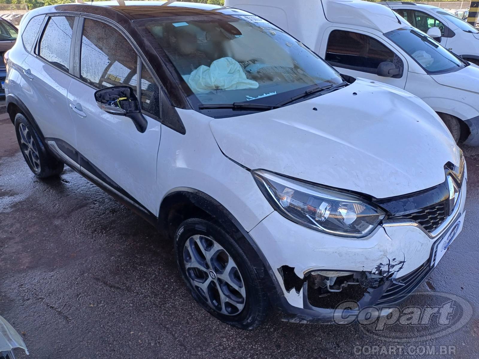 Veículo Renault Captur Renault Captur Intense 1.6 16V 2020 Colisão Média Monta 2020 em leilão