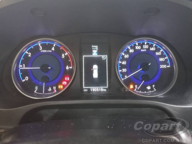 2017 TOYOTA HILUX CD 