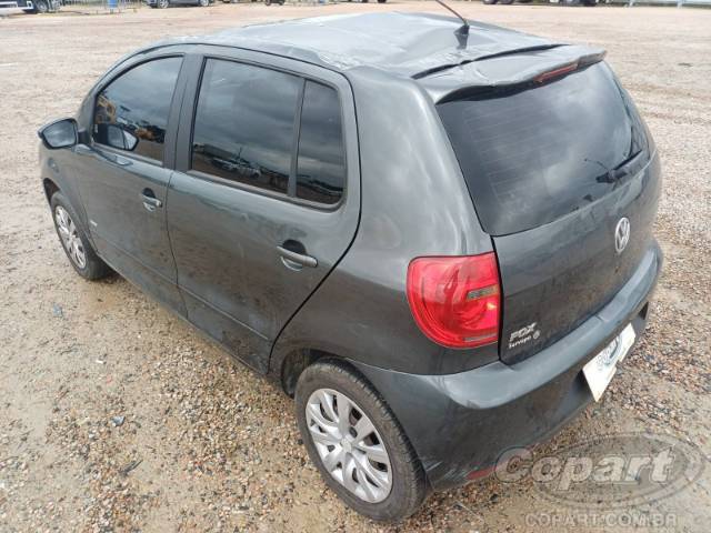 2013 VOLKSWAGEN FOX 