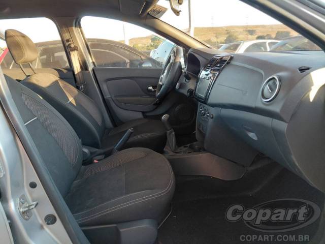 2023 RENAULT SANDERO 
