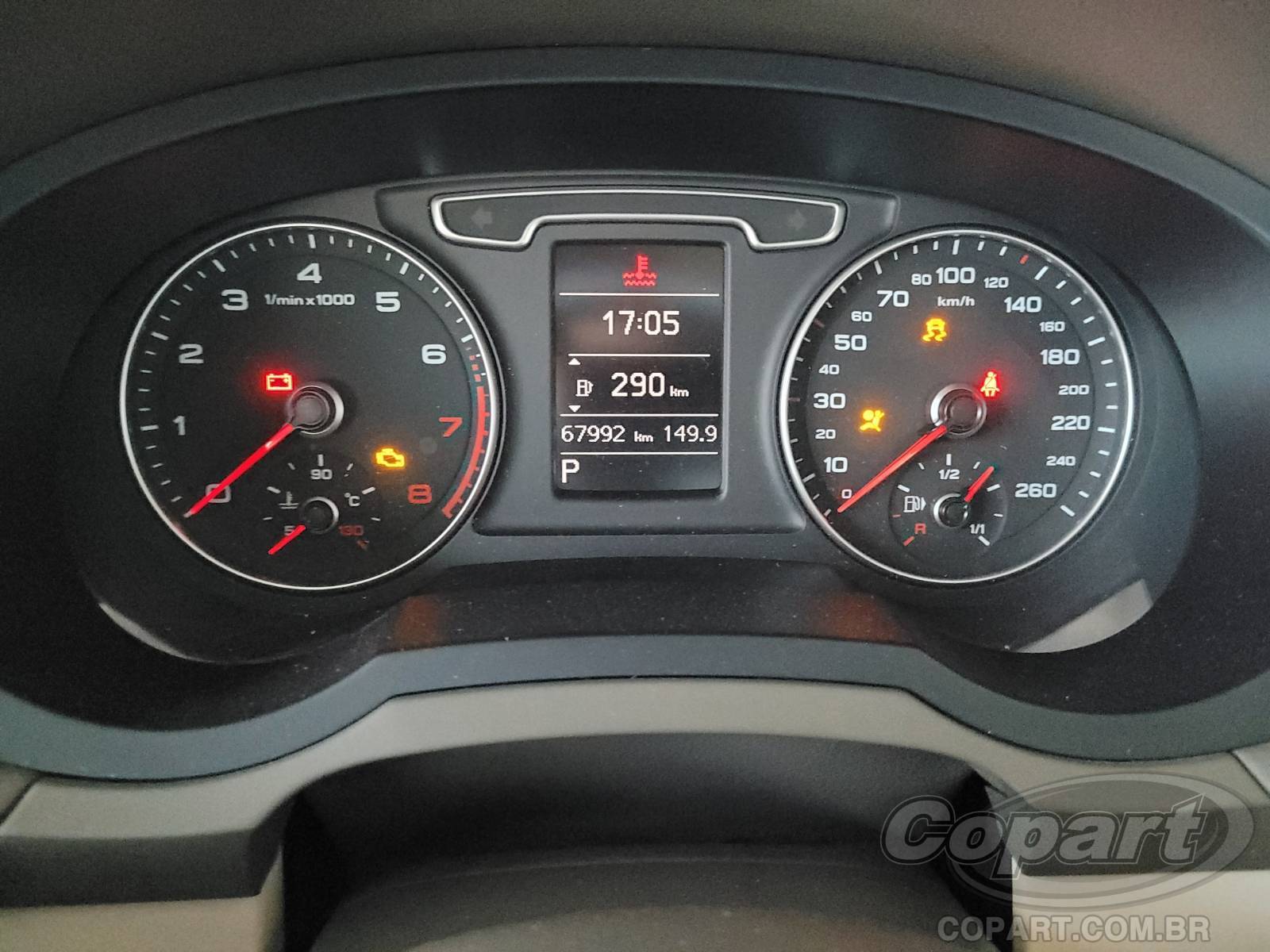 2014 AUDI Q3 — foto 8 de 10