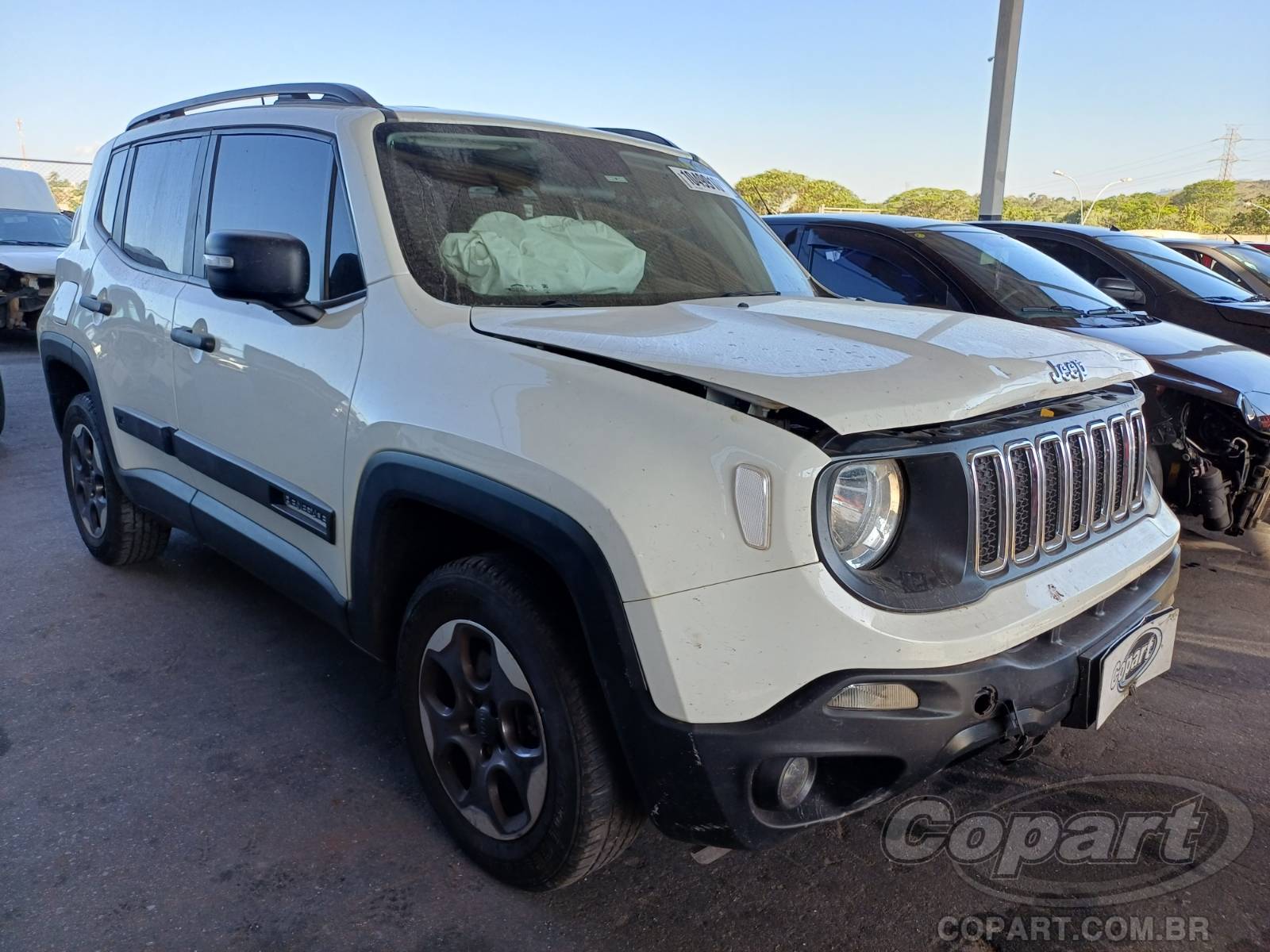 Veículo Fiat Renegade JEEP RENEGADE 1.8 16V E.TORQ EVO 2019 2020 em leilão