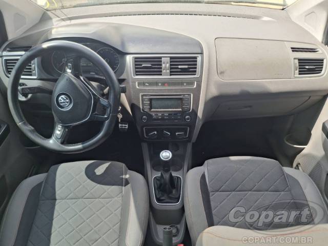 2015 VOLKSWAGEN FOX 