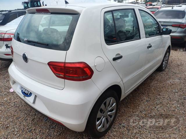 2015 VOLKSWAGEN FOX 